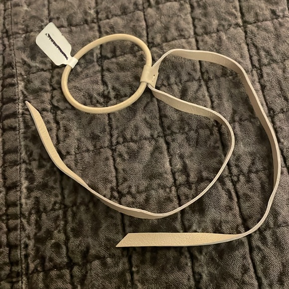 Corinne Long Leather Band Hair Tie - Picture 3 of 4